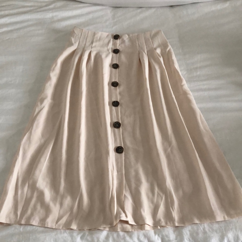 Midi a line button skirt